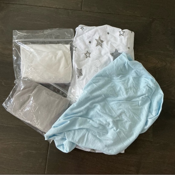 Assorted Bassinet Sheets and Swaddle Blankets - Picture 1 of 6